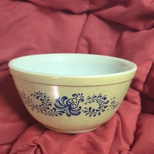 Pyrex Beige and Blue Floral Mixing Bowl